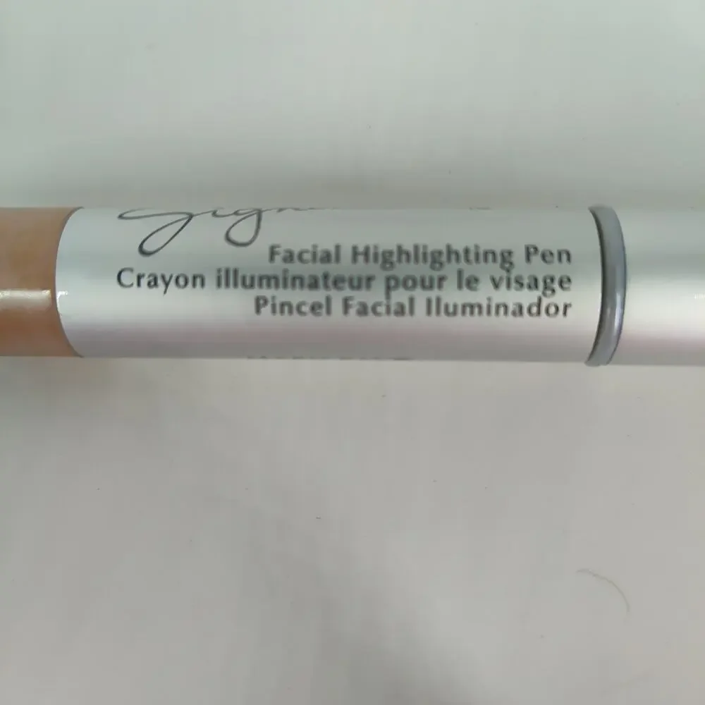 Shade 2 New Mary Kay Facial Highlighting Pen 002447 Full Size NIB